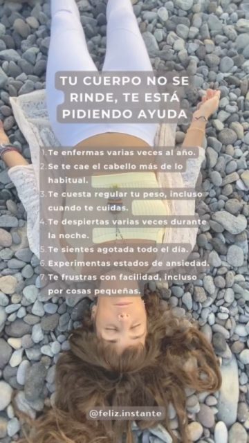 Tu cuerpo no se rinde.
No te está fallando.
Te está pidiendo ayuda.
Guarda este reel si últimamente te sientes fuera de ti, pero no sabes por qué. 🌀
Estas señales no son debilidad.
Son formas en las que tu sistema nervioso y tu cuerpo te dicen: “así no puedo
seguir”.
1. Te enfermas varias veces al año.
2. Se te cae el cabello más de lo habitual.
3. Te cuesta regular tu peso, incluso cuando te cuidas.
4. Te despiertas varias veces durante la noche.
5. Te sientes agotada todo el día.
6. Vives en un estado constante de ansiedad.
7. Te frustras con facilidad, incluso por cosas pequeñas.
Tu cuerpo no te está frenando.
Te está cuidando.
Sígueme en @feliz.instante para seguir aprendiendo a escuchar lo que tu cuerpo
ya sabe. 🌿✨
Un gusto acompañarte 💛Namaste
.
.
.
#Autorregulacion #felizinstante #BienestarEmocional