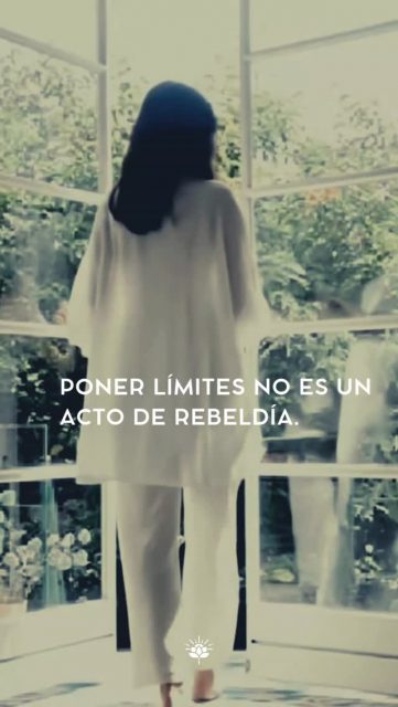 Poner límites no es un acto de rebeldía.
Es un acto de madurez emocional.
No para herir.
Sino para no seguir hiriéndote a ti por complacer a los demás.
¿Y si en vez de sentir culpa por decir que no…
empiezas a preguntarte cuánto te ha costado ese “sí” automático? creencias limitantes.
Un gusto acompañarte ❣️ @feliz.instante
.
.
.
#creenciaslimitantes #bienestaremocional #sana
#ᴄʀᴇᴄɪᴍɪᴇɴᴛᴏᴘᴇʀsᴏɴᴀʟ